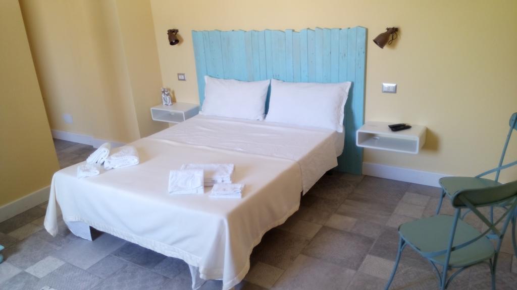 Casale Diletta Bed and Breakfast Castiadas Δωμάτιο φωτογραφία
